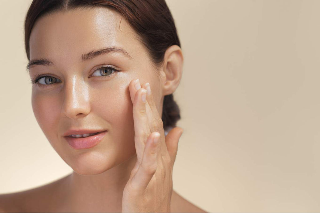 cómo hidratar la piel grasa