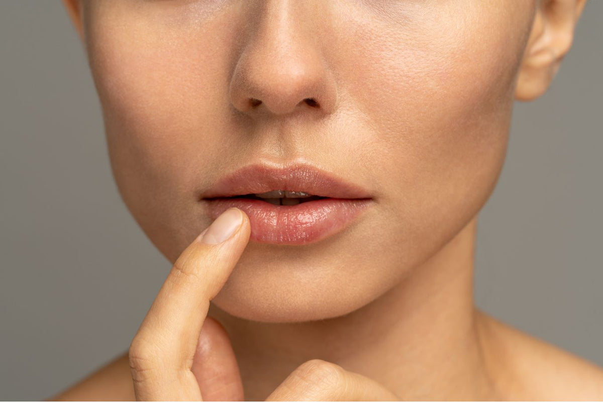 ¿Cómo hidratar los labios secos y prevenir los signos del envejecimiento?