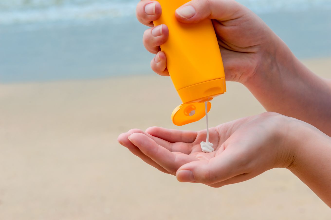 FPS y Protector Solar para Vacaciones: Cómo elegir el ideal para tu viaje de mitad de año