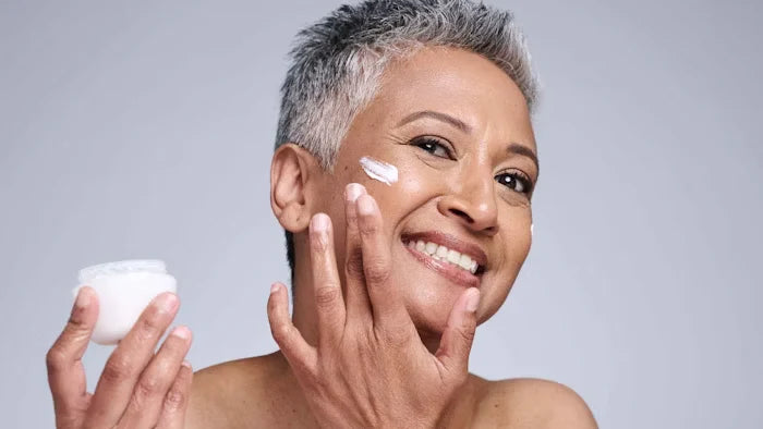 Explora Nuestros Productos Antiedad para un Rejuvenecimiento Facial